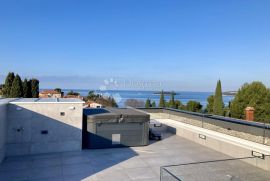 STAN U KVALITETNOJ NOVOGRADNJI 300M OD MORA, Rovinj, Appartement