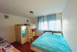 ČETVETOSOBNI STAN TREŠNJEVKA, Trešnjevka - Sjever, Apartamento