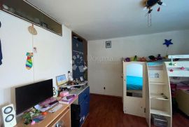 ČETVETOSOBNI STAN TREŠNJEVKA, Trešnjevka - Sjever, Apartamento