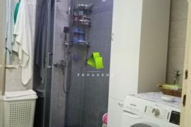 Komforan trosoban stan kod Gradske bolnice ID#4431, Niš-Mediana, Διαμέρισμα