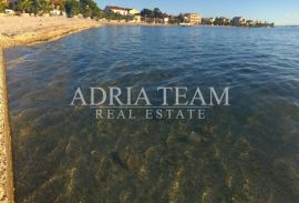 APARTMANI 3u1, IZVRSNA PRILIKA!!! PRVI RED DO MORA, VIR - ZADAR, Vir, Flat