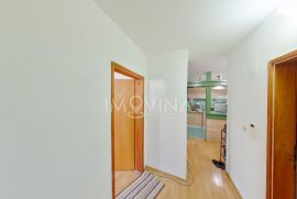 Trosoban stan 69m2 + 20m2, Stari Grad, Sarajevo Stari Grad, Kвартира