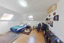 Trosoban stan 69m2 + 20m2, Stari Grad, Sarajevo Stari Grad, Wohnung