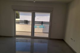 TOP PONUDA -Crikveničko zaleđe 82m2+56m2 terasa, novogradnja u blizini Crikvenice, Vinodolska Općina, Apartamento