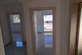 TOP PONUDA -Crikveničko zaleđe 82m2+56m2 terasa, novogradnja u blizini Crikvenice, Vinodolska Općina, Flat