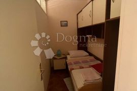 Stan 71,80 m² - TOP LOKACIJA, Bačvice,Split, Split, Apartamento