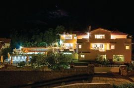 Veprinac, kuća P+2, 1000 m2, Opatija - Okolica, Casa