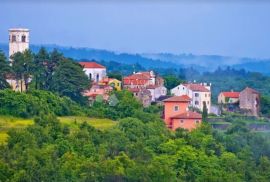 ZEMLJIŠTE S KAMENOM KUĆICOM, Oprtalj, Land