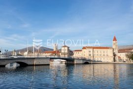 Trogir, atraktivno investicijsko zemljište, Trogir, Terrain