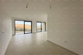 Stan Labin. Prekrasni penthouse s pogledom na more., Labin, Appartamento