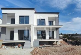 Vodice stan 2S+DB 70,44 m2, Vodice, Flat