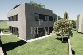 POREČ-STAN SA KROVNOM TERASOM OD 139 m2 NETO, 3S+DB, Poreč, Flat