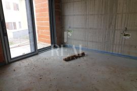 POREČ-STAN SA KROVNOM TERASOM OD 139 m2 NETO, 3S+DB, Poreč, Appartement