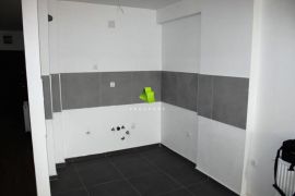 Nov troiposoban stan sa PDV-om kod Vojne bolnice ID#4467, Niš-Mediana, Appartment