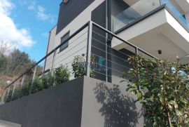 Costabella, novogradnja, etaža 182 m2, pogled, terasa, lift, garaža, Rijeka, Kвартира