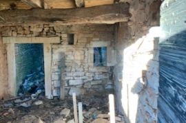 ISTRA SVETINČENAT ,  Kamena kuća za renovaciju sa projektom, Svetvinčenat, House