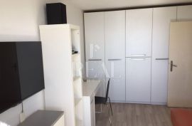 Prodaja malog adaptiranog stana na Krnjevu 1SKL 28.27 M2, Rijeka, Kвартира