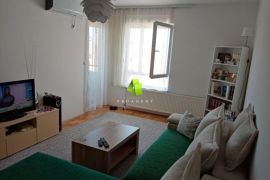 Odličan trosoban stan u centru ID#4469, Niš-Mediana, Kвартира