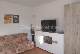 Voždovac, Šumice,  Vidska, stan  44m2, Voždovac, Appartement