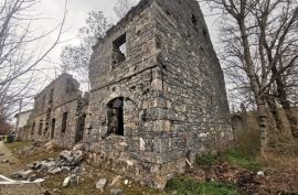 ZEMLJIŠTE S POSTOJEĆIM KAMENIM GRAĐEVINAMA, Lovinac, Terreno