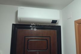 Lijepi apartman u mirnom dijelu Palita na Rabu, Rab, Appartement