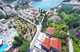Dubrovnik, Uvala Lapad - prostrani dvosobni stan na vrhunskoj poziciji, 103 m2, Dubrovnik, Apartamento