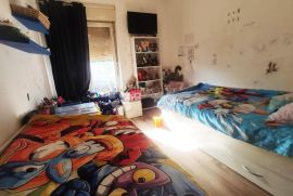 UMAG CENTAR - Prostrani stan sa dvorištem, Umag, Appartment