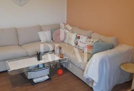 POREČ-stan na prvom katu, 2S+DB, 800 m od mora, Poreč, Wohnung