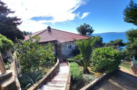OTOK CRES - Kuća s pogledom na more i dva stana, Cres, Famiglia