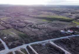 ZADAR, POLIČNIK - Građevinsko zemljište 1000 m2, Poličnik, Terrain