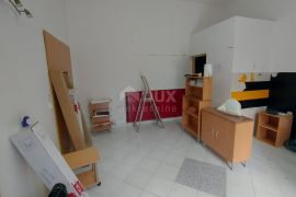 RIJEKA, KANTRIDA - poslovni prostor 22m2, za različite djelatnosti, Rijeka, Commercial property