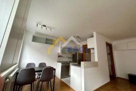 Bleiweisova najam stana-700 eur, Donji Grad, Wohnung