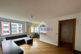 Bleiweisova najam stana-700 eur, Donji Grad, Flat