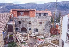 Motovun, Kamena kuća s panoramskim pogledom na Motovun !, Buzet, بيت