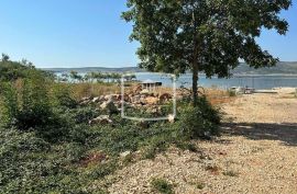 Seline - građevinski teren 1617 m2, PRVI RED DO MORA! 449000€, Starigrad, Земля