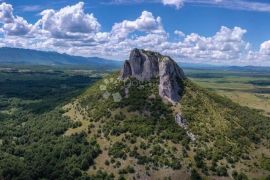 Raduč, građevinsko zemljište 20773m2, Gospić - Okolica, Arazi