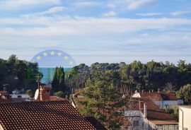 NOVO NASELJE, POREČ, stan s pogledom na more, Poreč, شقة