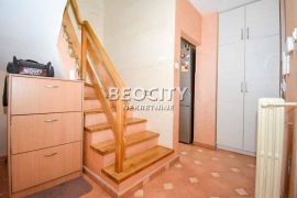 Rakovica, Labudovo brdo, Ljubomira Ivkovića Šuce, 4.0, 90m2, Rakovica, Appartement