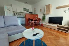 RIJEKA, SUŠAK - uredan 1S+DB na dobroj lokaciji, Rijeka, Appartment