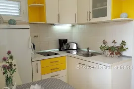 Apartmanska kuća s pogledom na more, Hvar, Kuća