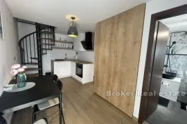 Renovirani apartman na sjajnoj lokaciji, Šibenik, Appartement