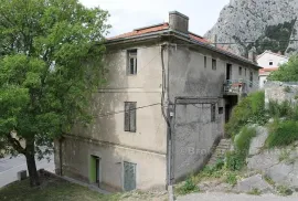 Stara kuća, na prodaju, Omiš, Maison