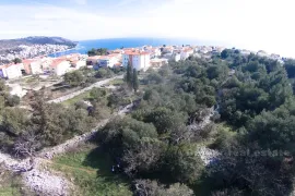 Građevinsko zemljište površine 3200 m2, na prodaju, Trogir, Terrain