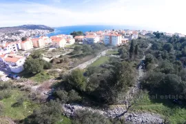 Građevinsko zemljište površine 3200 m2, na prodaju, Trogir, Terrain