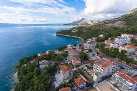 Hotel s pogledom na more, na prodaju, Omiš, Ev