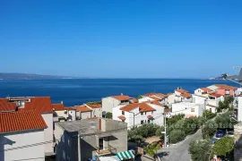 Hotel s restoranom i pogledom na more, na prodaju, Omiš, Propiedad comercial