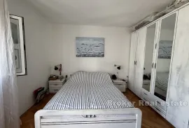 Dvosoban stan na dobroj lokaciji, Split, Apartamento