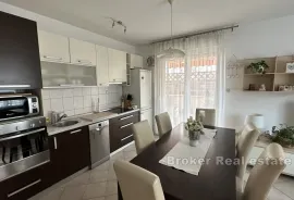 Dvosoban stan na idealnoj lokaciji, Split, Appartment