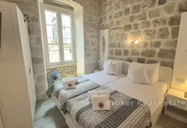 Luksuzni apartman unutar zidina starog grada, Dubrovnik, Stan