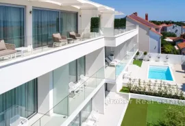 Moderni hotel na atraktivnoj lokaciji, Zadar, Propiedad comercial